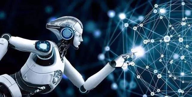 聚焦兩會(huì) | 加快制造業(yè)數(shù)字化轉(zhuǎn)型