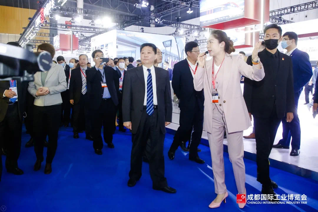 龍頭企業(yè)齊聚蓉城，新品首發(fā)彰顯“四川制造” 2021成都國際工業(yè)博覽會軌道交通展于4月22日隆重開幕