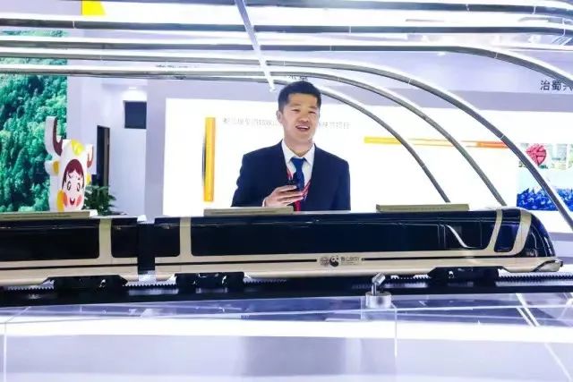 16409310888955654Zo7.jpg eb3d8be1cfe0f1be20e3c57b1e50604f.jpg